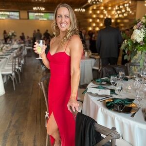 Reformation Kourtney Dress, size 6, color: Cherry